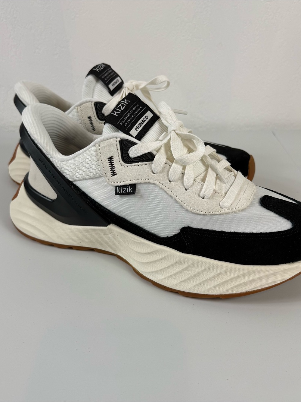 Kizik Men’s Monaco Sneakers Size 8.5 Black/White - Picture 3 of 6